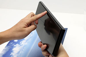 �f�B�X�v���C�P�[�X�ւ̃W�I���}�V�[�g(mini)�ݒu�@�̏Љ�摜